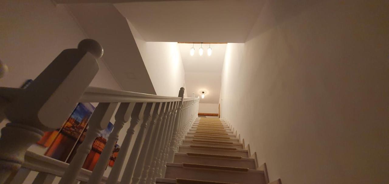 Yellow House Sybin Zewnętrze zdjęcie