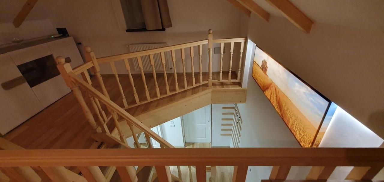 Yellow House Sybin Zewnętrze zdjęcie